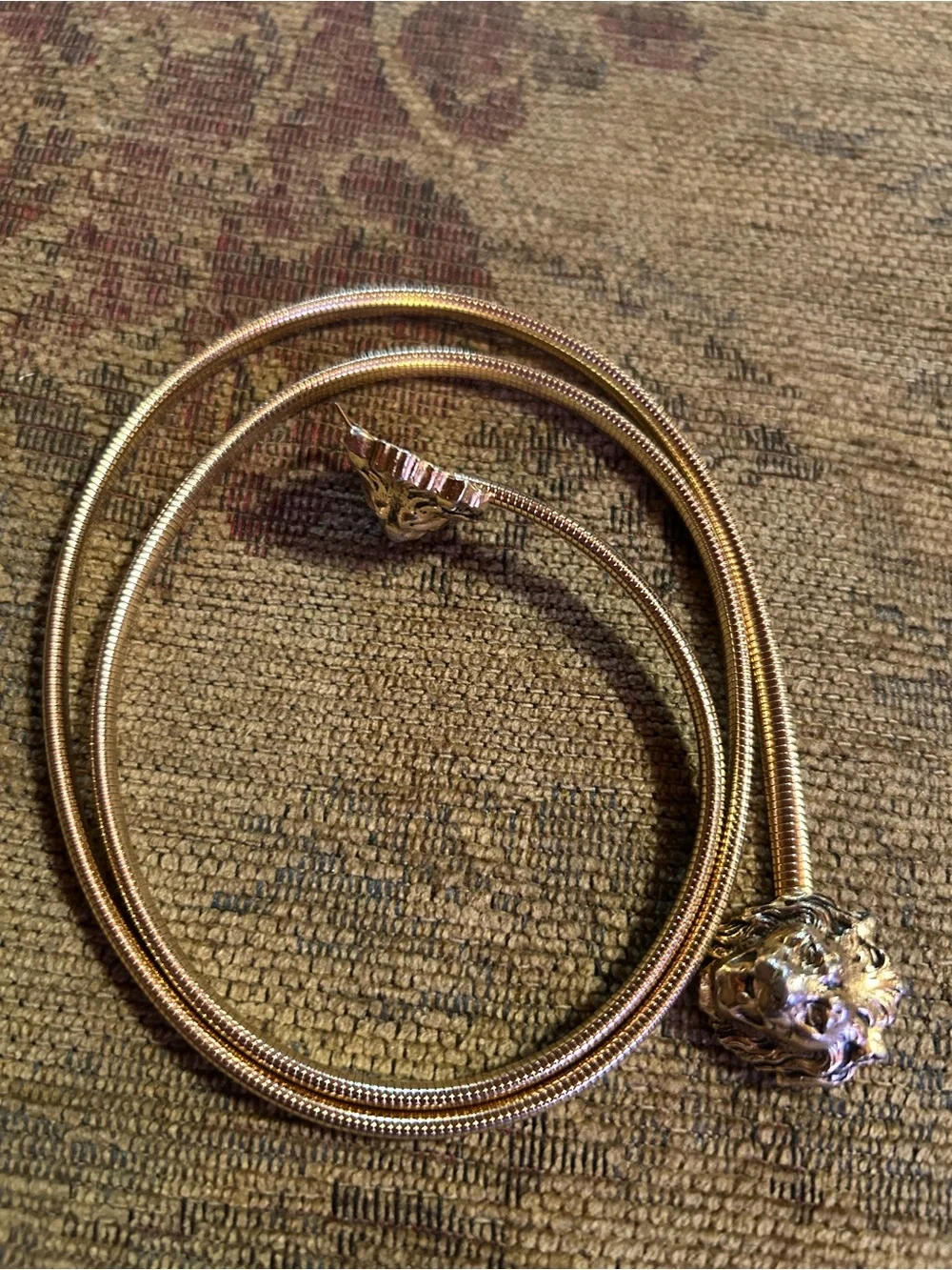 1970s or 1980s  vintage Stretchable gold Metal Belt with 2 lion Heads Buckles